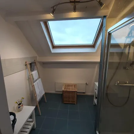 Liberation Nocleg ze śniadaniem